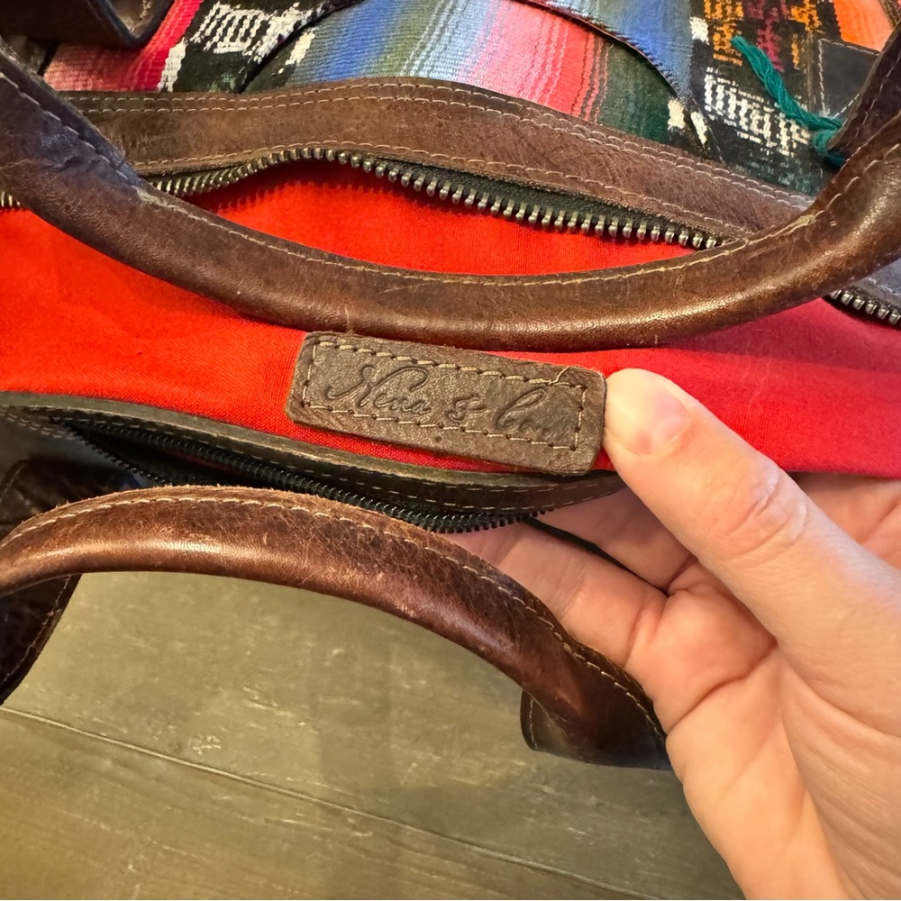 Nena & Co. The Perfect Weekender Travel Bag - Picture 6 of 11